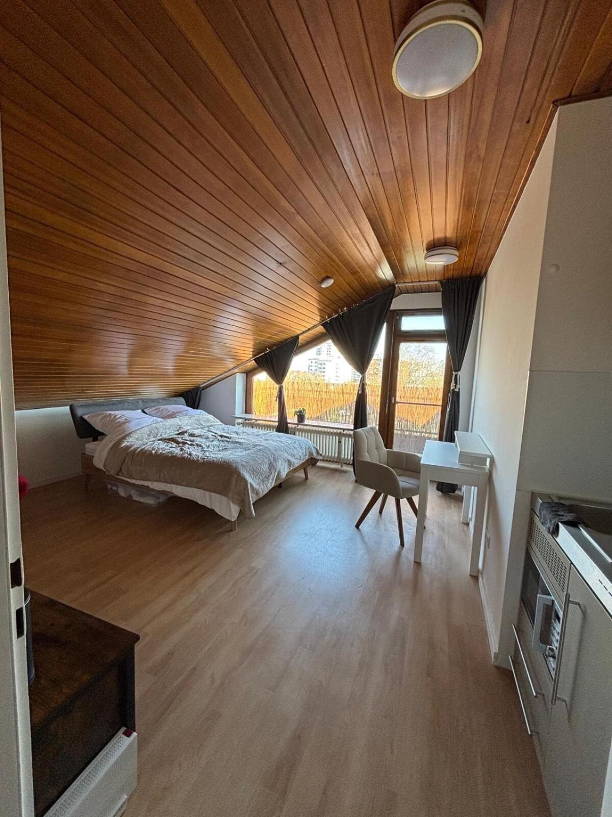 Cozy 1 Room Apartment Close To University Apartment